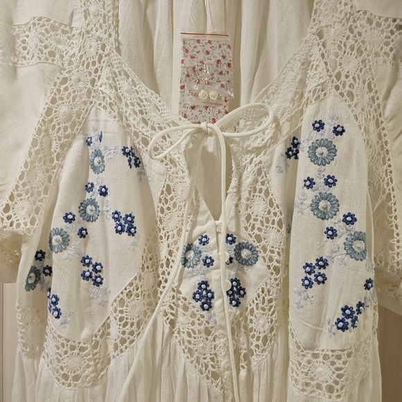 Free People Delilah Tiered Maxi Top Billowy Crochet Lace Embroidered Ivory S NWT - Picture 9 of 16